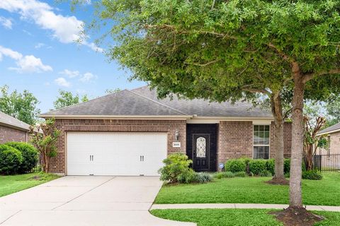 Single Family Residence in Richmond TX 3235 Persimmon Grove.jpg
