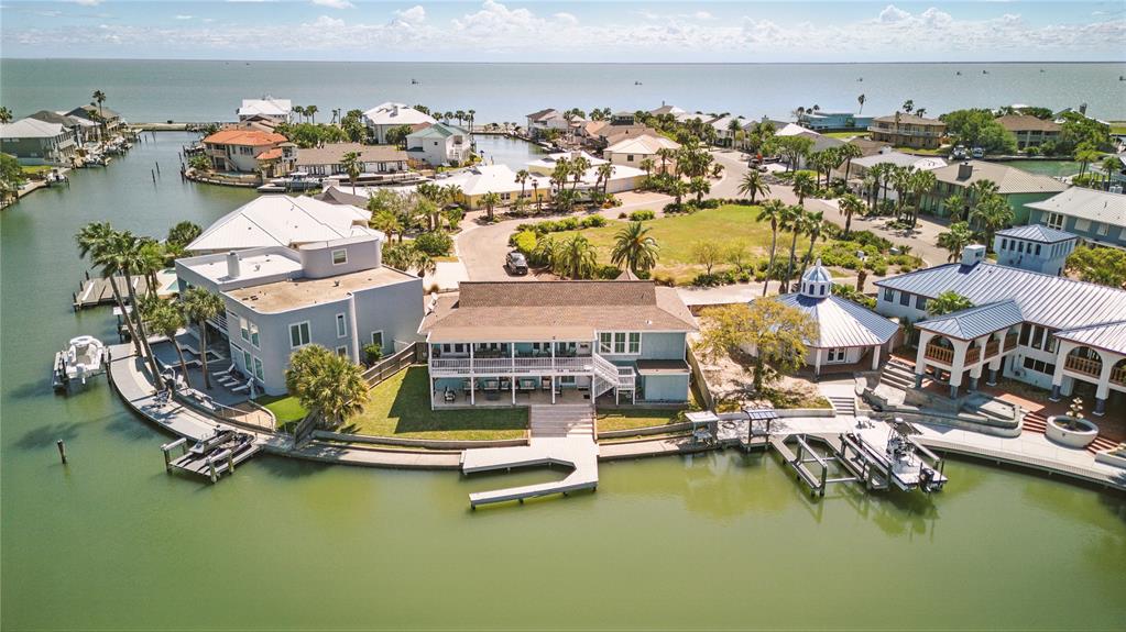 25 Blue Heron Drive, Rockport, Texas image 5