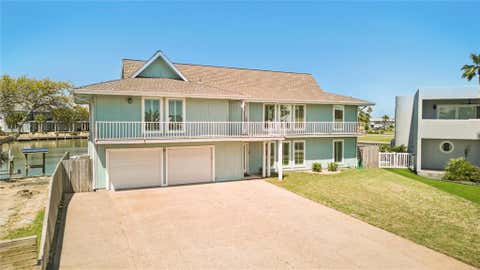 Homes For Sale - 25 Blue Heron Drive<br/> Aransas County, Rockport, TX 78382