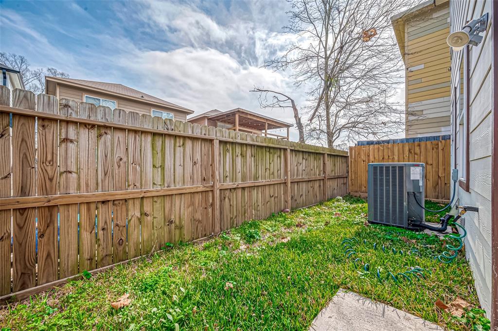 6702 Utah Street, Houston, Texas image 43