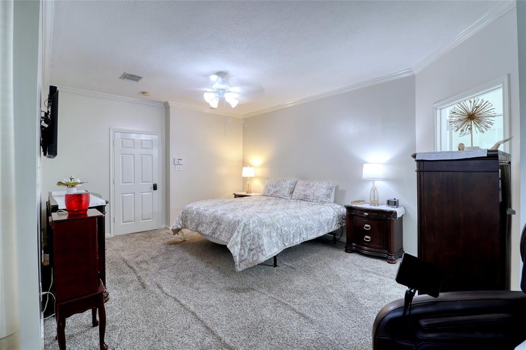 25819 Clear Springs Way, Spring, Texas image 36
