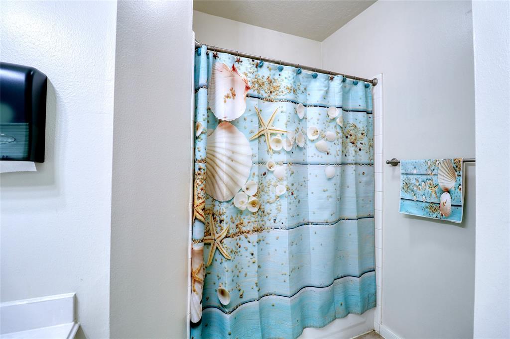 25819 Clear Springs Way, Spring, Texas image 35