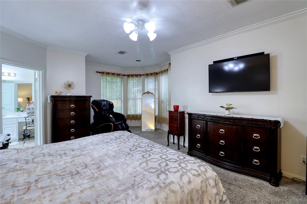 25819 Clear Springs Way, Spring, Texas image 38