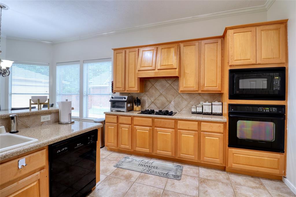 25819 Clear Springs Way, Spring, Texas image 15