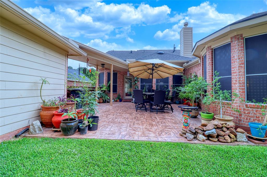 25819 Clear Springs Way, Spring, Texas image 44