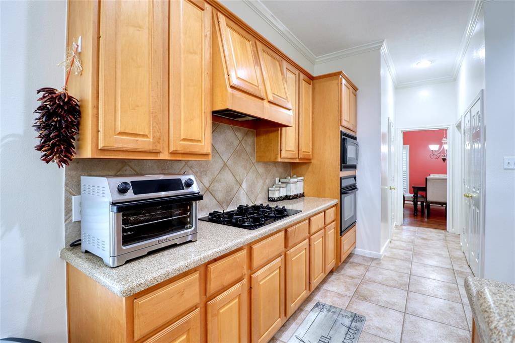 25819 Clear Springs Way, Spring, Texas image 18