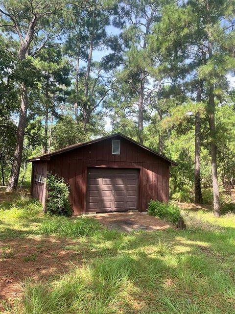 A home in La Grange