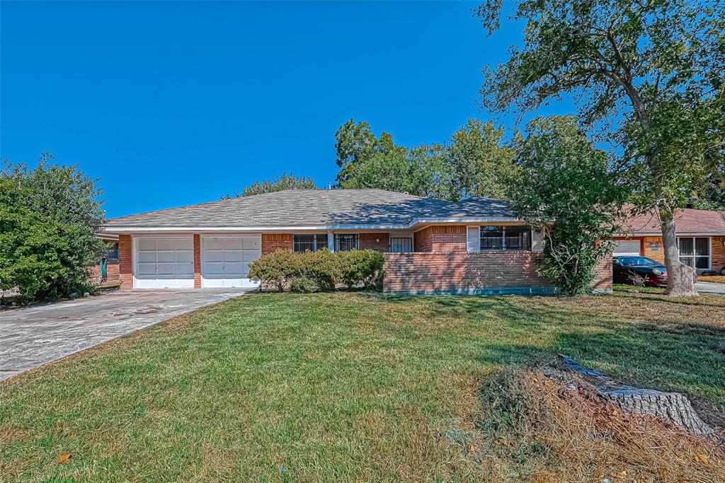 2946 Dragonwick Drive, Houston, Texas image 1