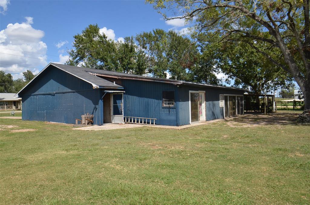 310 Blue Creek Road, El Campo, Texas image 21