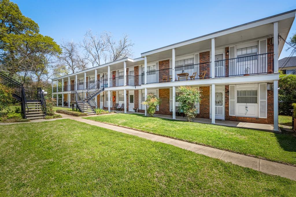 401 E Main Street