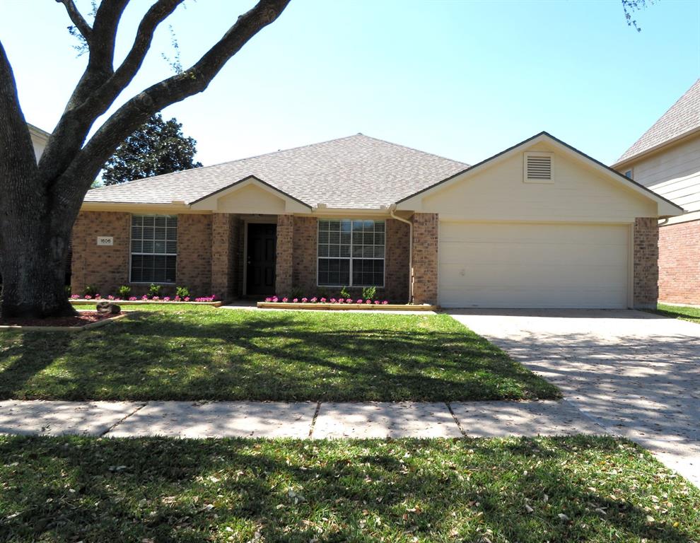 1606 Caslyn Drive, Rosenberg, Texas image 1