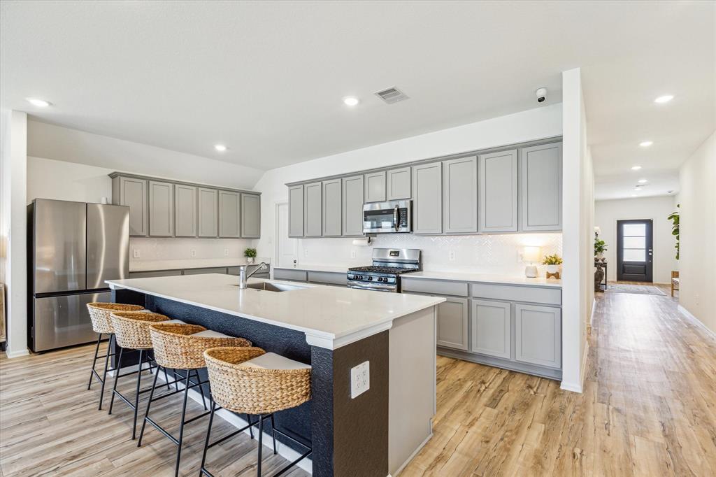 3037 Pampaneria Drive, Conroe, Texas image 11
