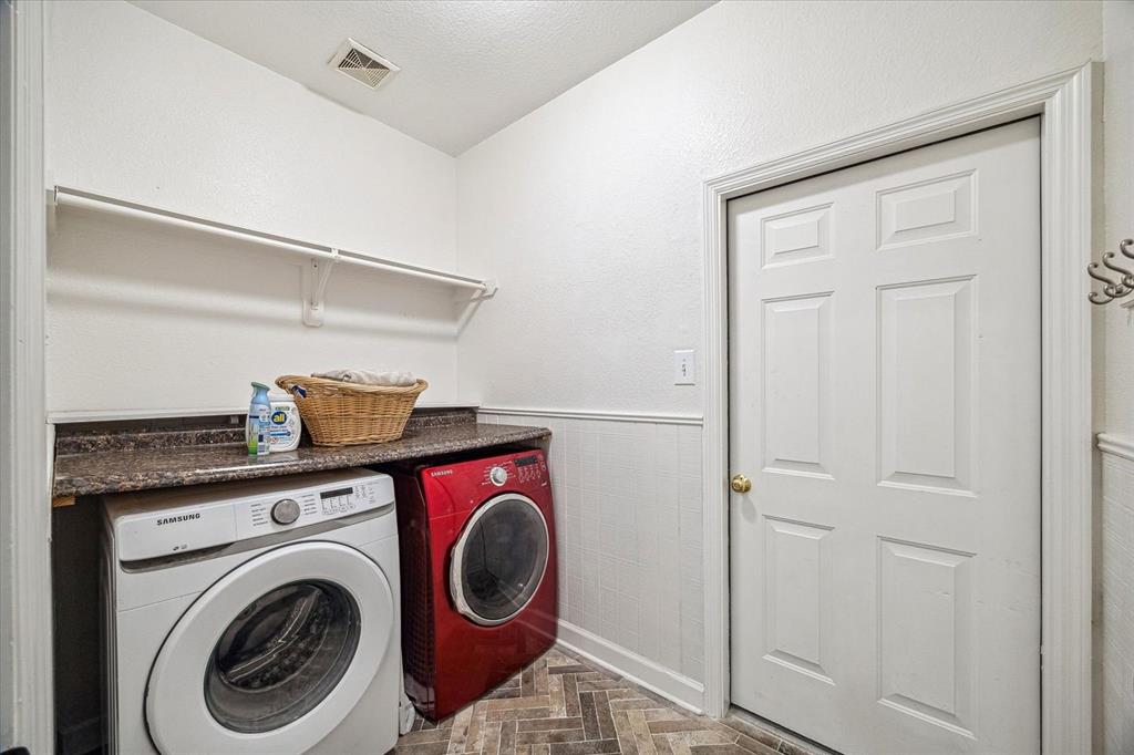 7234 Welshwood Lane, Sugar Land, Texas image 20
