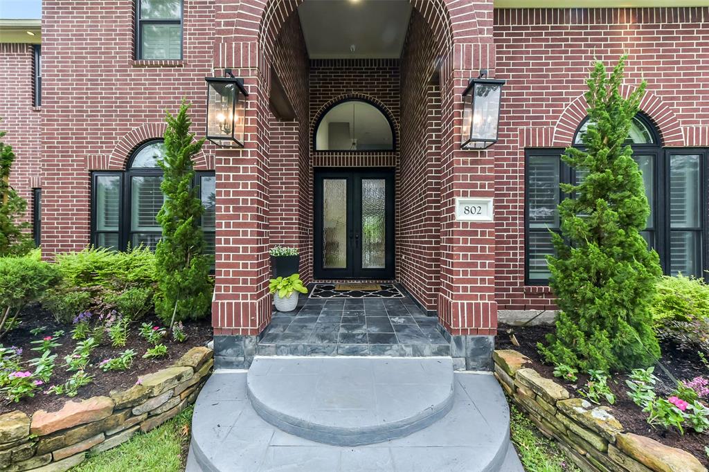 802 Shady Bend Lane, Friendswood, Texas image 4