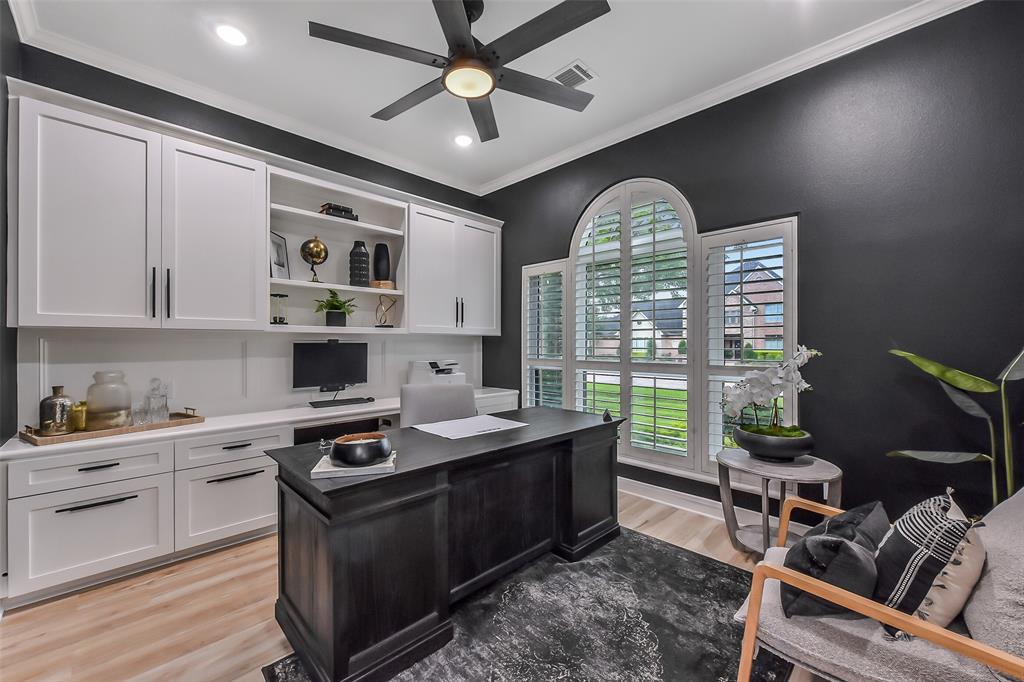 802 Shady Bend Lane, Friendswood, Texas image 12