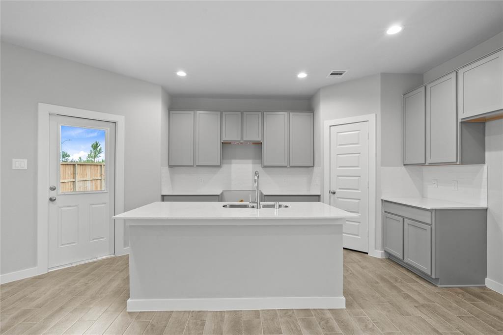 18922 Mescalbean Lane, Houston, Texas image 4