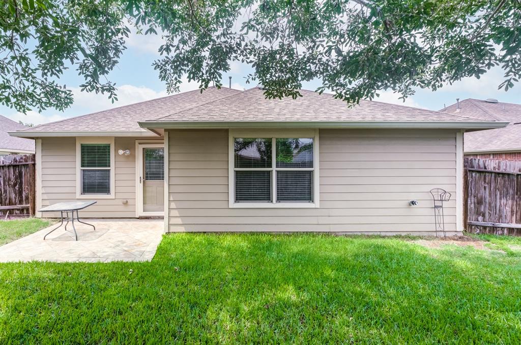8639 Sweet Pasture Drive, Tomball, Texas image 6