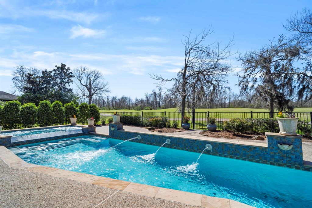 8503 Stones Throw Lane, Missouri City, Texas image 46