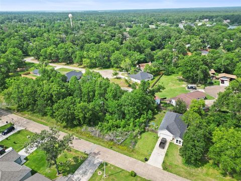 Photo of TBD Candlelight Ln Lane, Livingston, TX 77351 (MLS # 80462728)