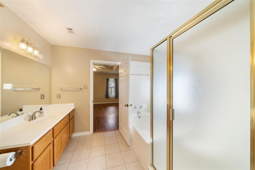 1202 Mullins Court, College Station, Texas image 32