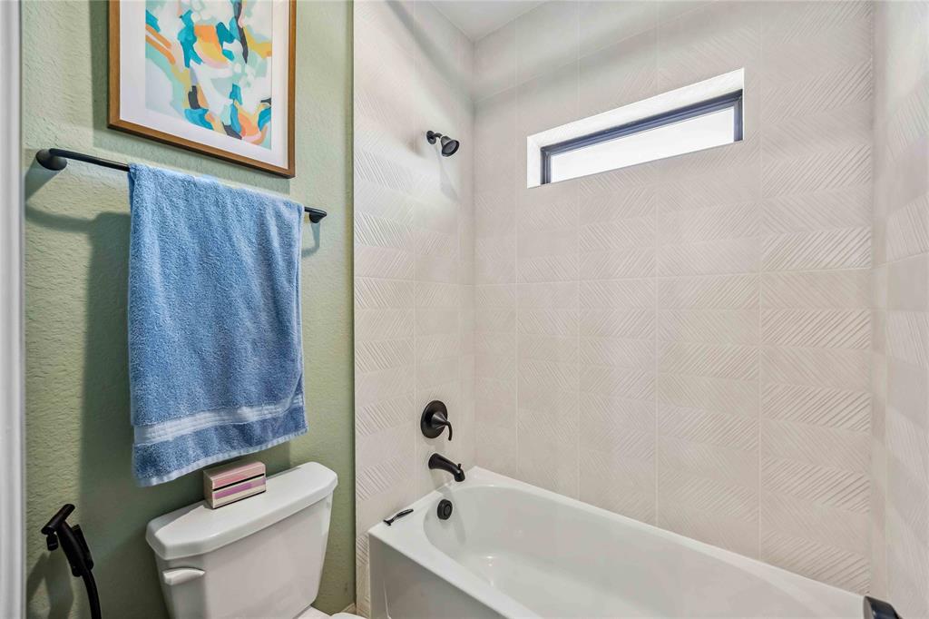 1922 Kessler Point Place, Katy, Texas image 37