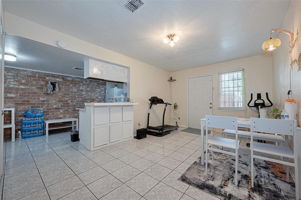 12223 Sharpview Drive, Houston, Texas image 25