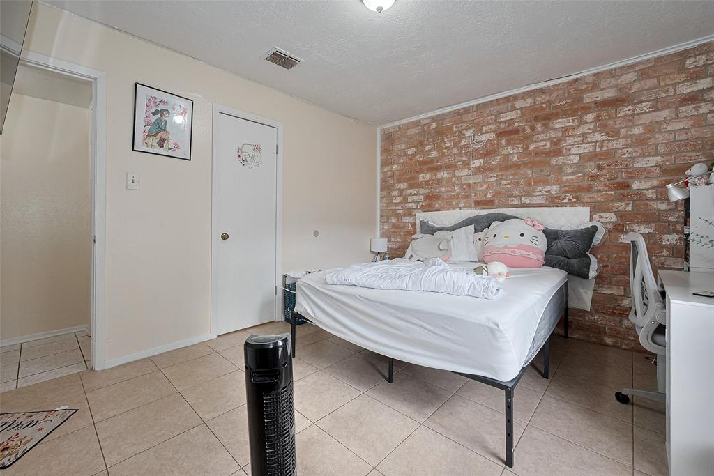 12223 Sharpview Drive, Houston, Texas image 30