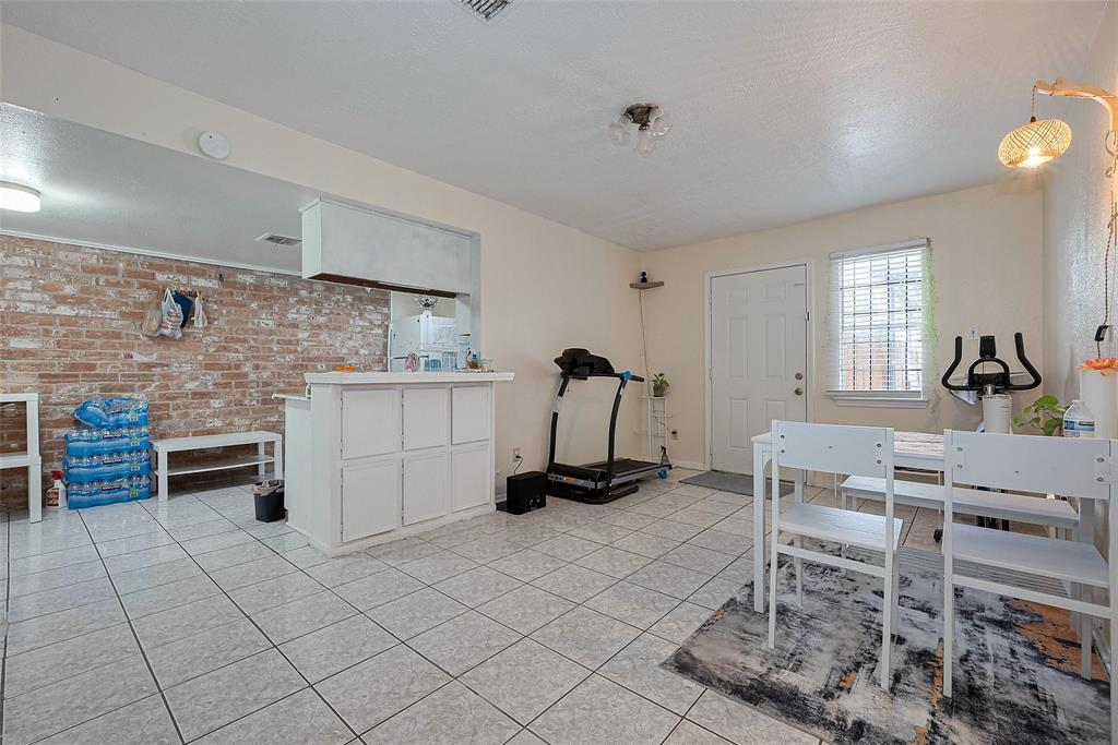 12223 Sharpview Drive, Houston, Texas image 14