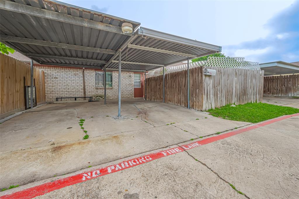 12223 Sharpview Drive, Houston, Texas image 37