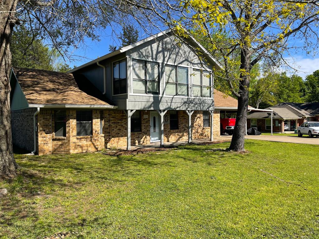 806 Robindale Lane, Fairfield, Texas image 1