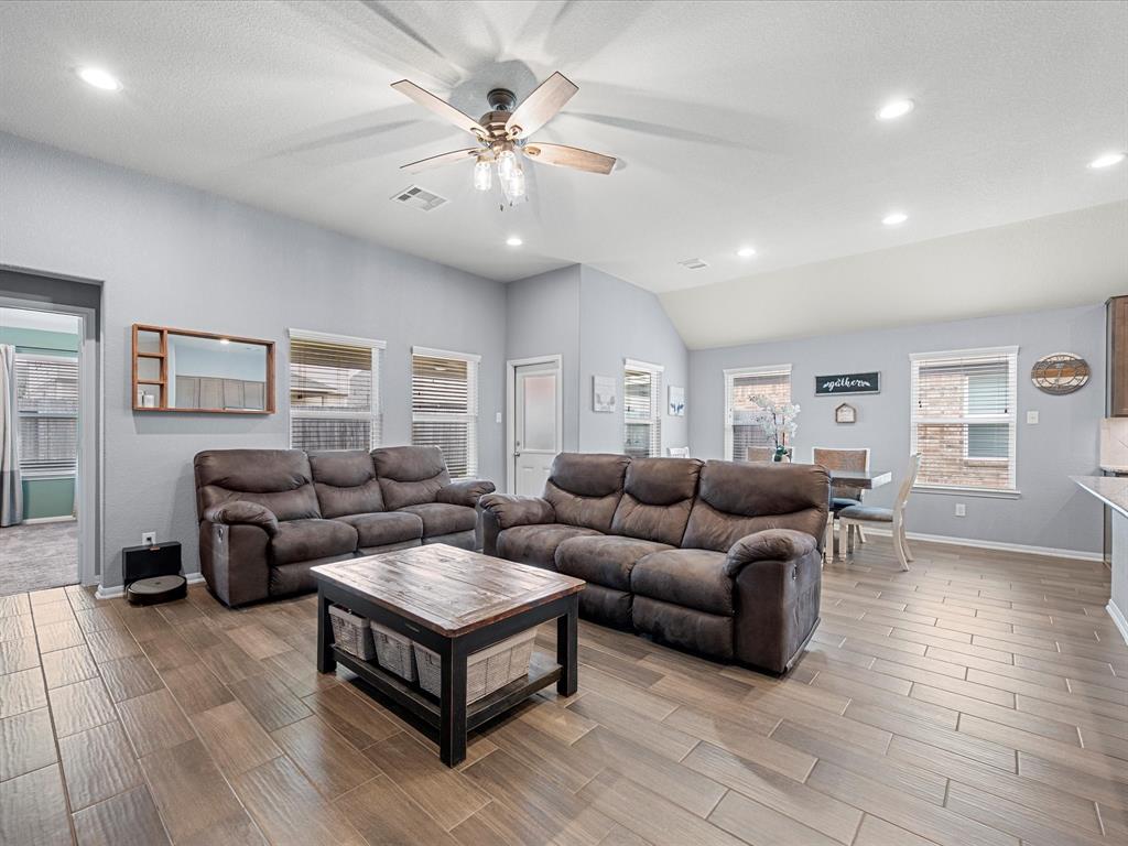 3103 Soaring Pines Trail, Conroe, Texas image 11