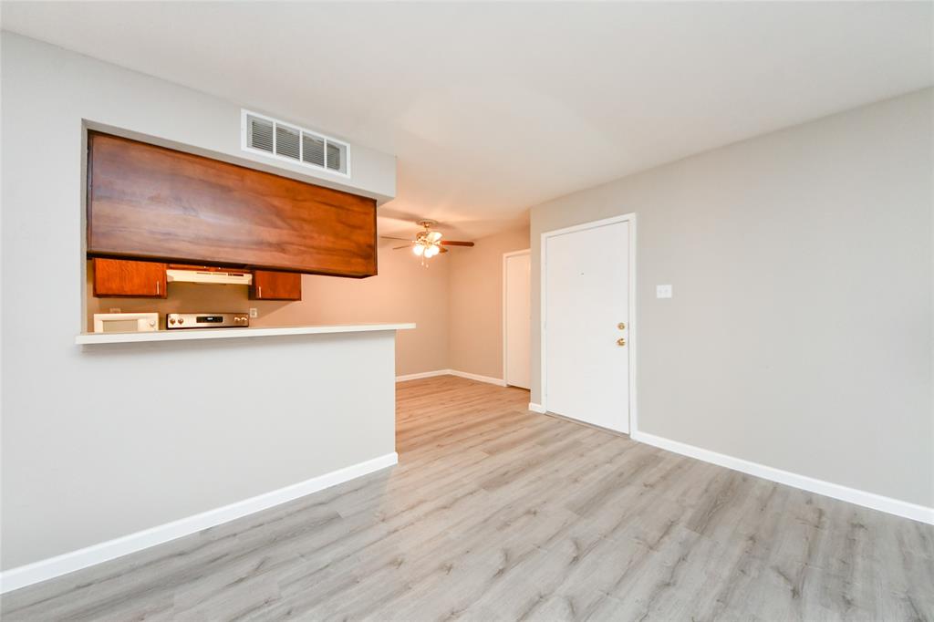 12905 Woodforest Boulevard #202, Houston, Texas image 17