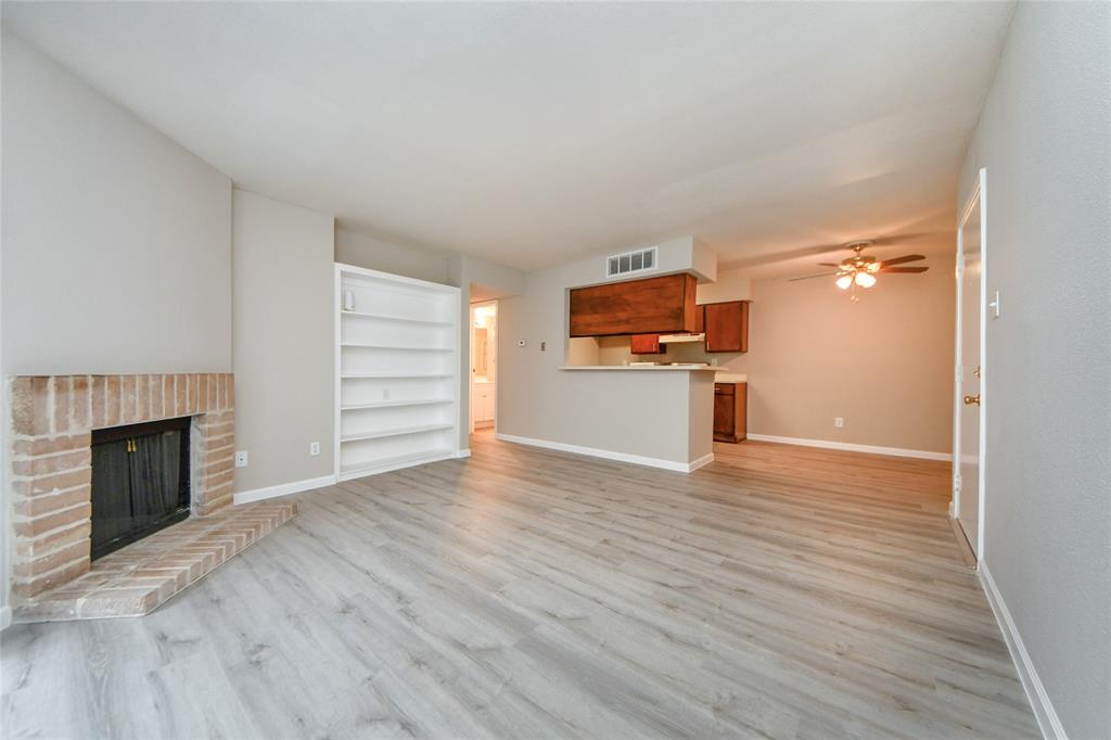 12905 Woodforest Boulevard #202, Houston, Texas image 6
