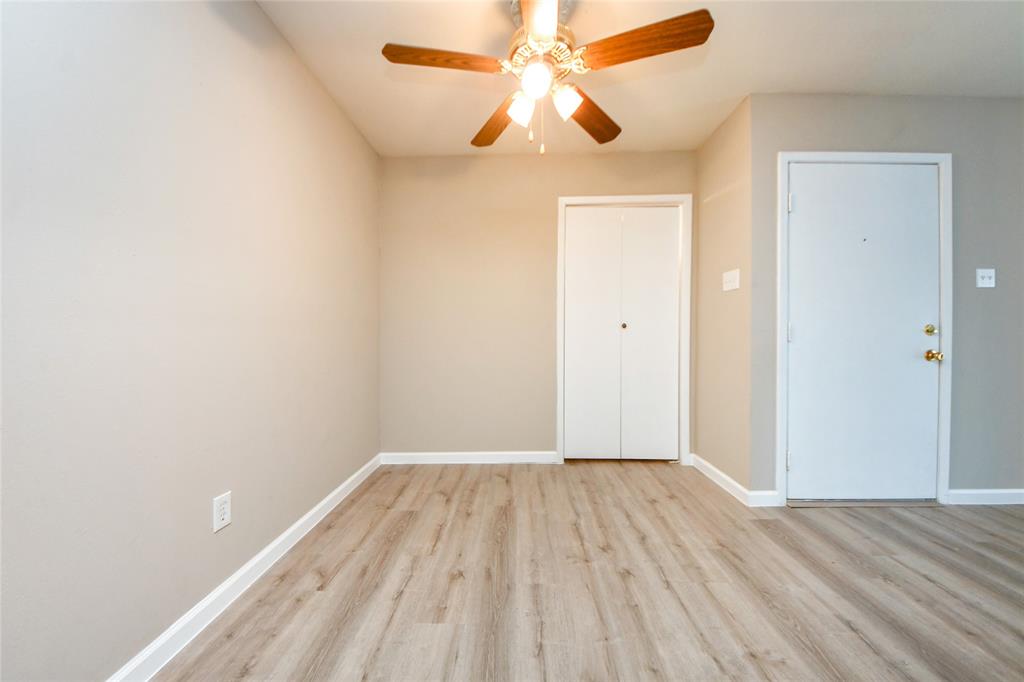 12905 Woodforest Boulevard #202, Houston, Texas image 25