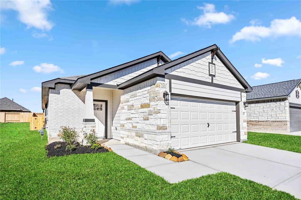 22474 Kinley Street, New Caney, Texas image 1