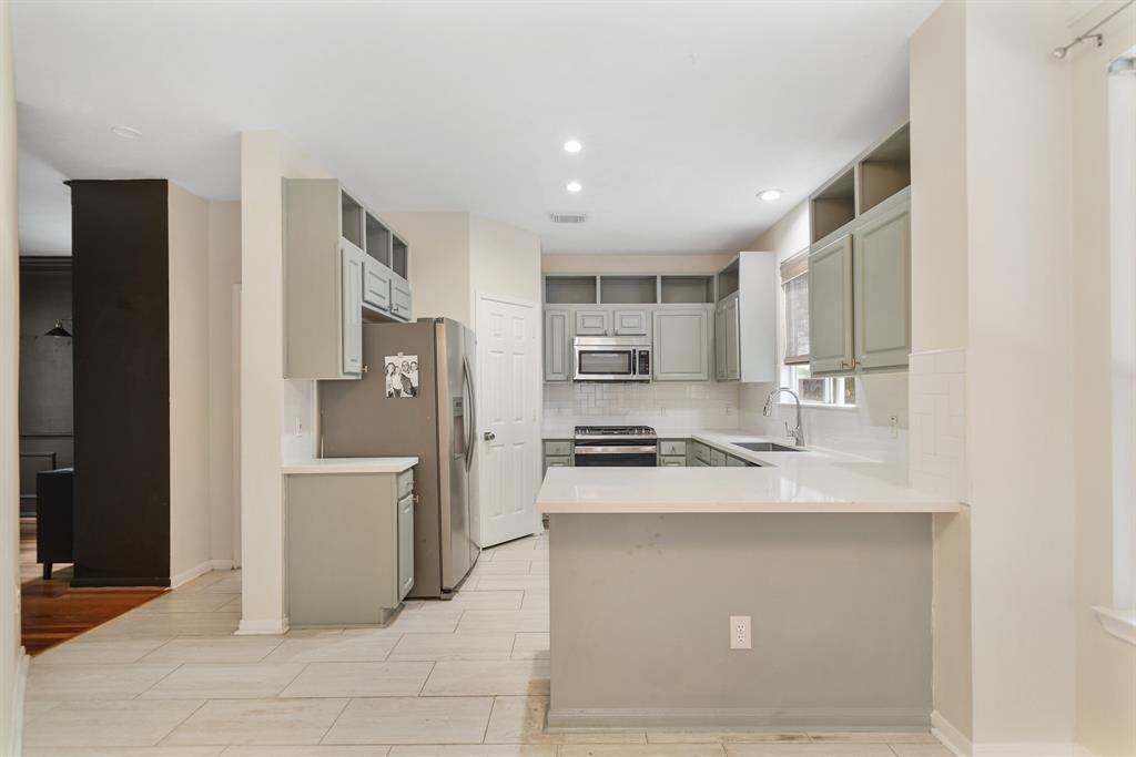 718 Presley Way, Sugar Land, Texas image 12