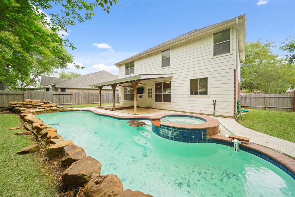 718 Presley Way, Sugar Land, Texas image 31