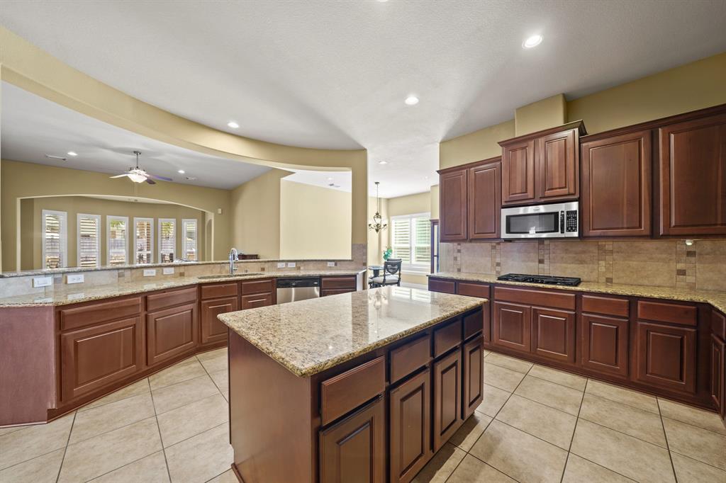 17310 Aleutian Bay Lane, Humble, Texas image 12