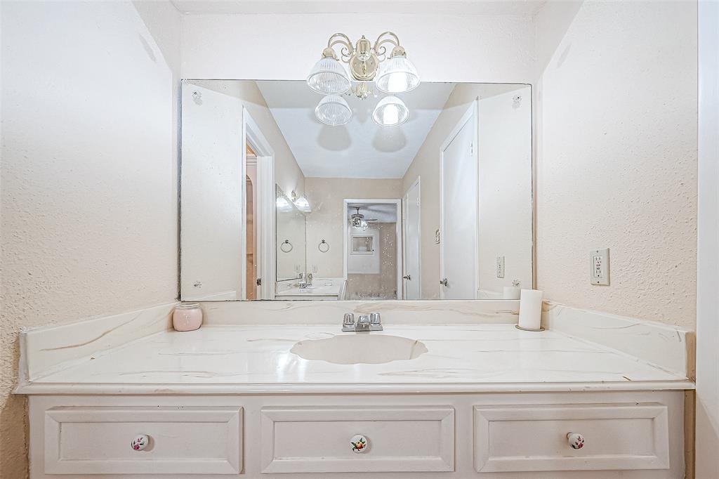 11507 Bellspring Drive, Houston, Texas image 36