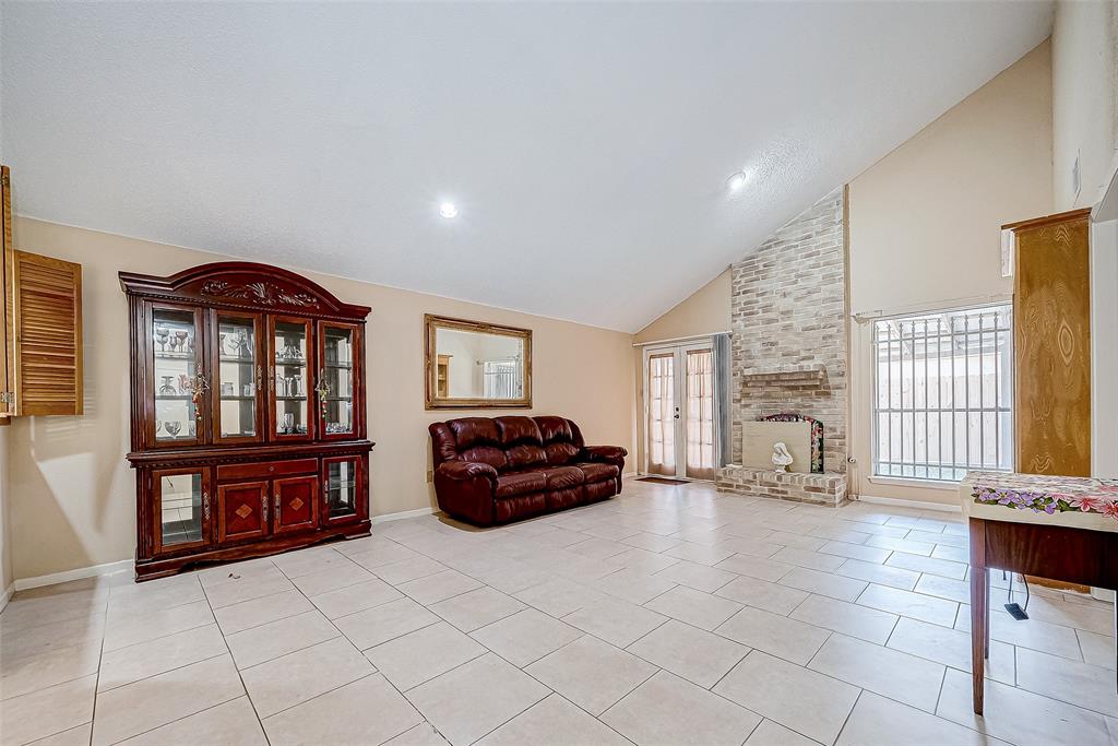 11507 Bellspring Drive, Houston, Texas image 7