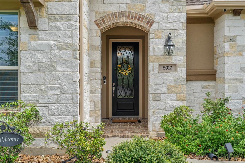 8910 Stonebriar Creek Crossing