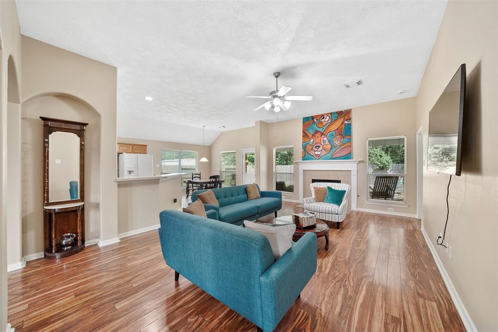 1497 Allison Street, Alvin, Texas image 6