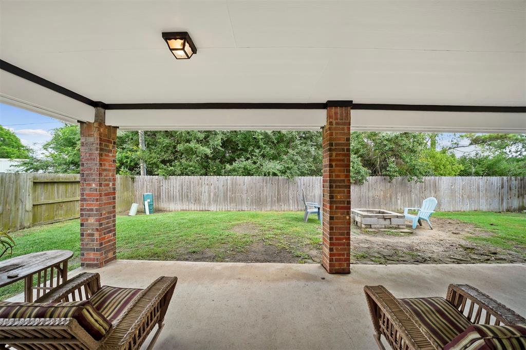1497 Allison Street, Alvin, Texas image 19