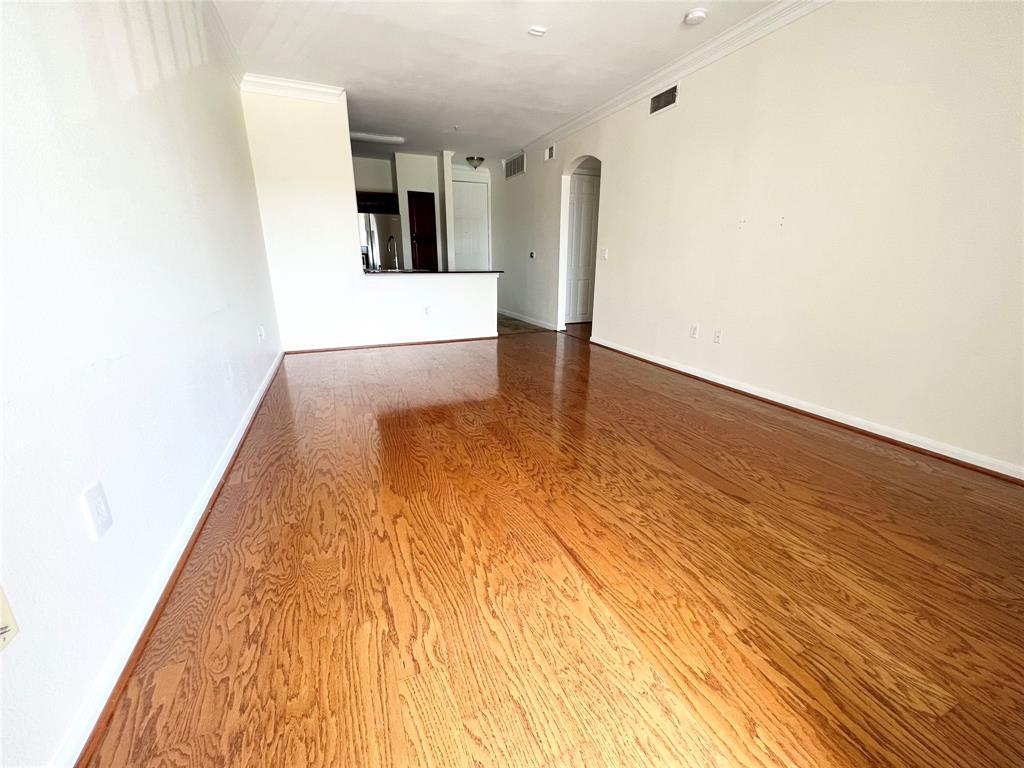7575 Kirby Drive 1203