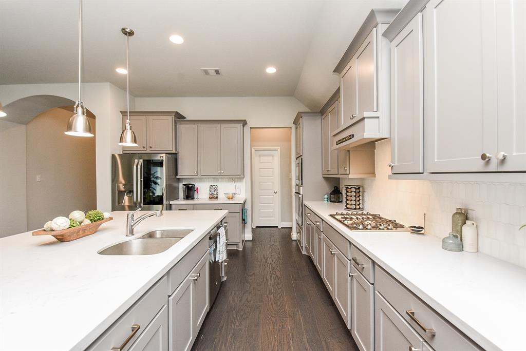 12130 Mckavett Fort Drive, Humble, Texas image 8
