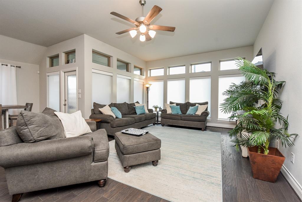 12130 Mckavett Fort Drive, Humble, Texas image 6