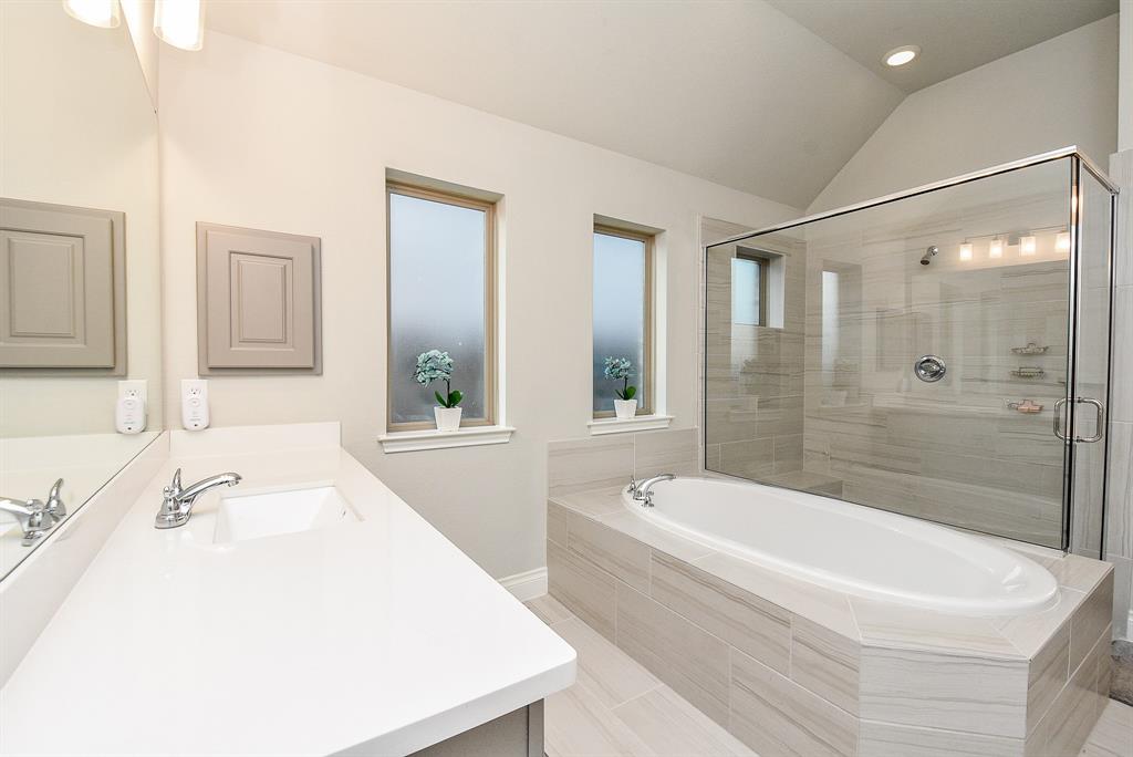 12130 Mckavett Fort Drive, Humble, Texas image 25