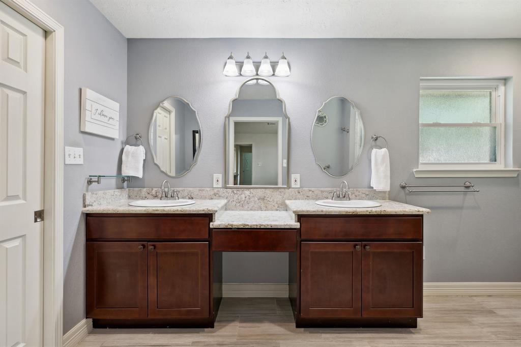 14 Haverford Lane, Friendswood, Texas image 33