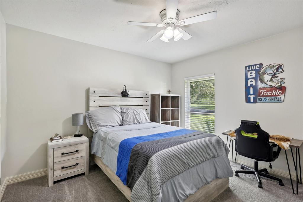 14 Haverford Lane, Friendswood, Texas image 19