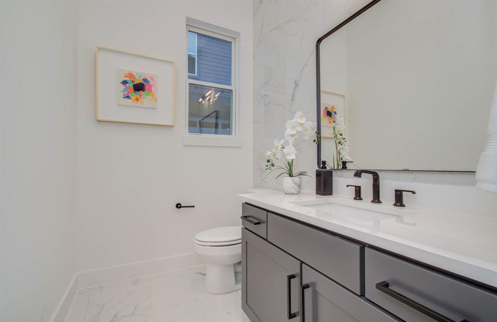 1109 Ennis Street, Houston, Texas image 31